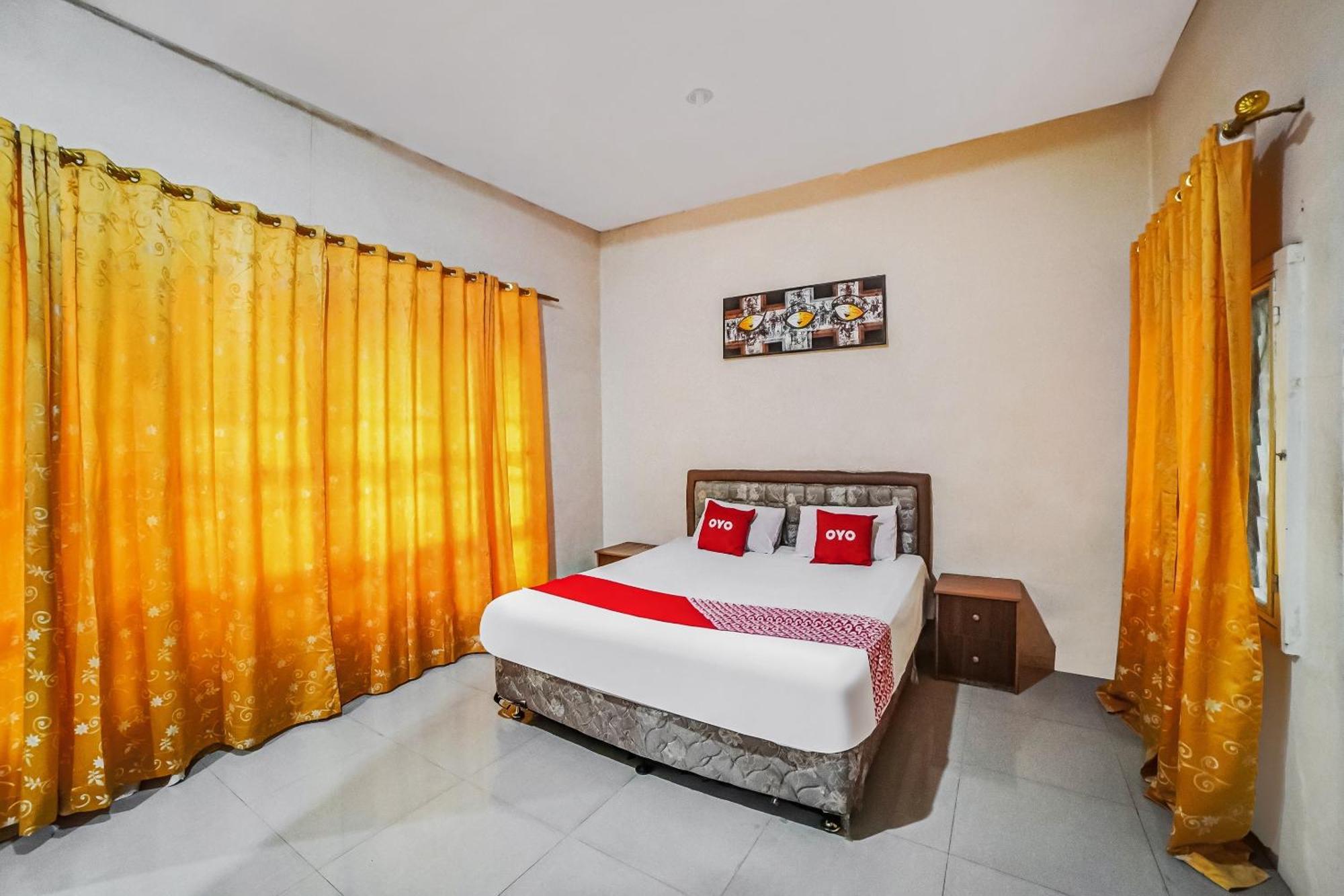 Oyo 90980 Al Karim Syariah Hotel Tanjungbalai Exterior photo